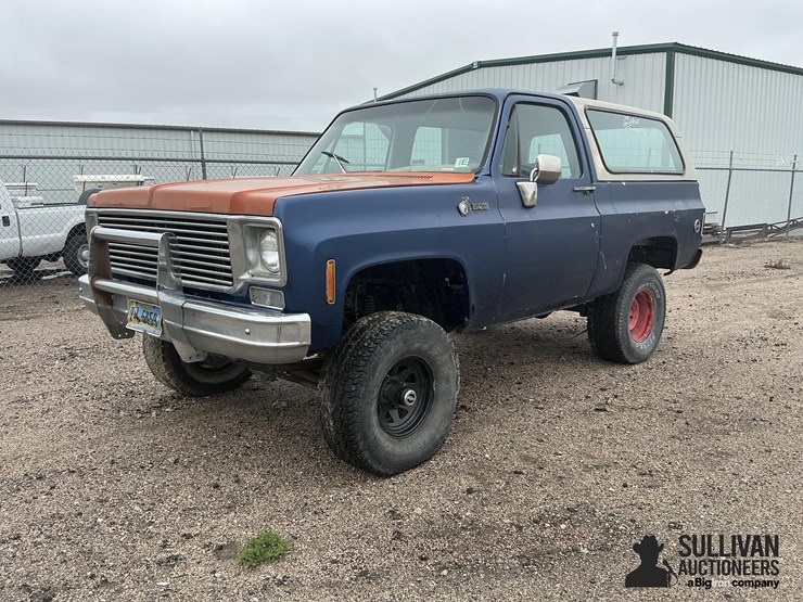 1977-chevrolet-k5-image-1