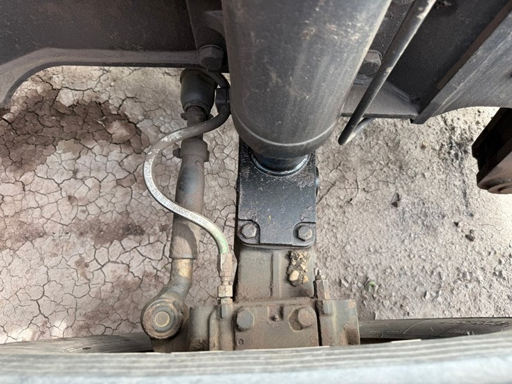caterpillar-m318-image-40