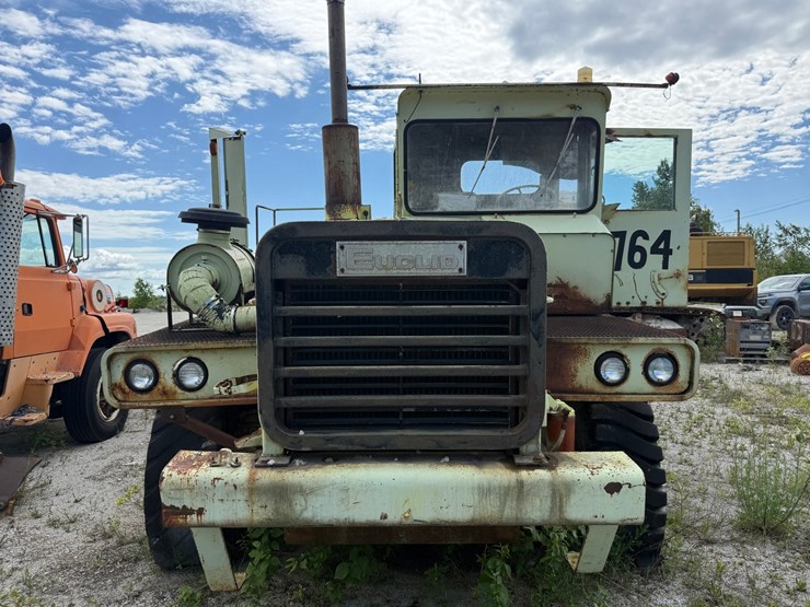 #1356-•-euclid-spotter-truck-image-7