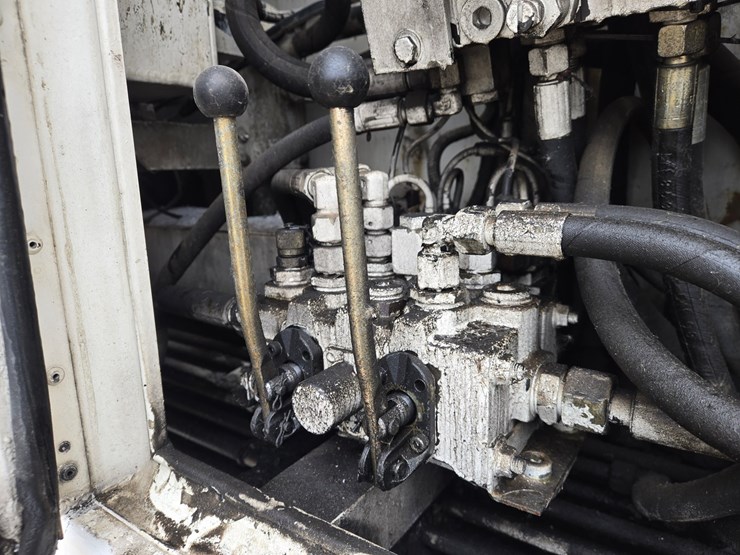#60854-•-2006-tor-truck-corporation-61sx-pump-truck-image-27