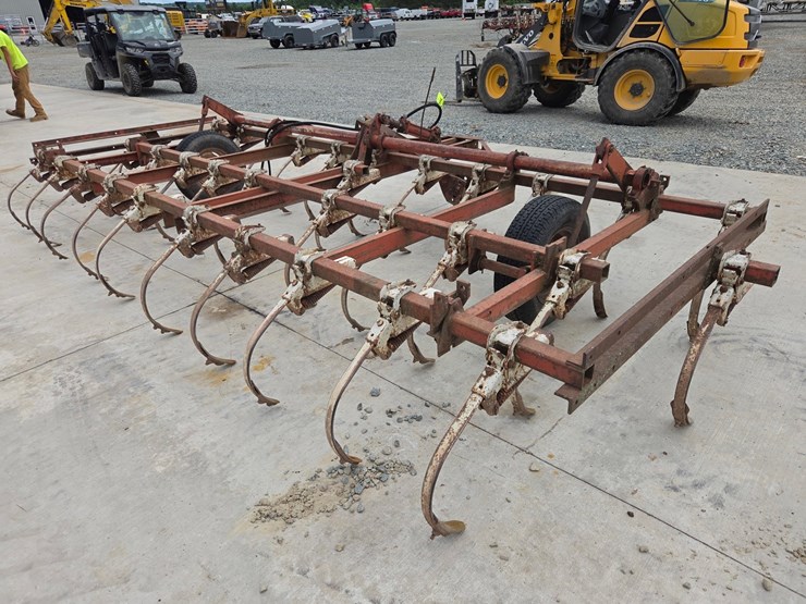 #5034-•-vibra-shank-field-cultivator-image-7
