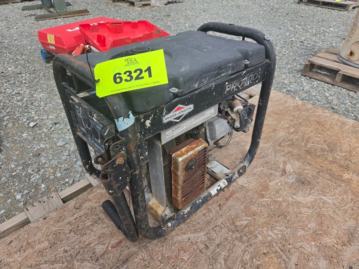#6321-•-briggs-&-stratton-030342-pro-4000-portable-generator-image-1
