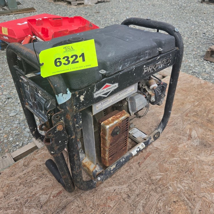 #6321 • Briggs & Stratton 030342 Pro 4000 Portable Generator