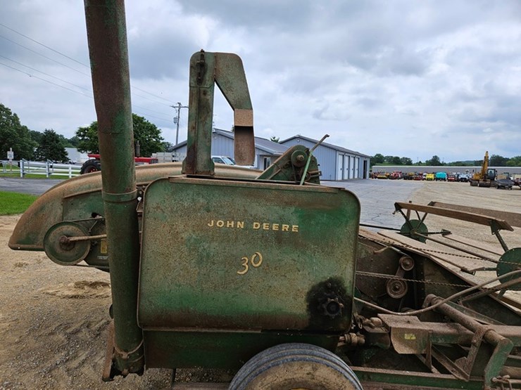 john-deere-30-image-37