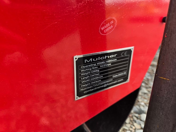 #6140-•-approx.-72"-unused-future-ft-72-skid-steer-mulcher-attachment-image-7