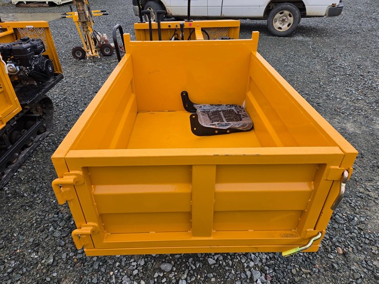 #5053-•-j1500-crawler-dumper-image-23
