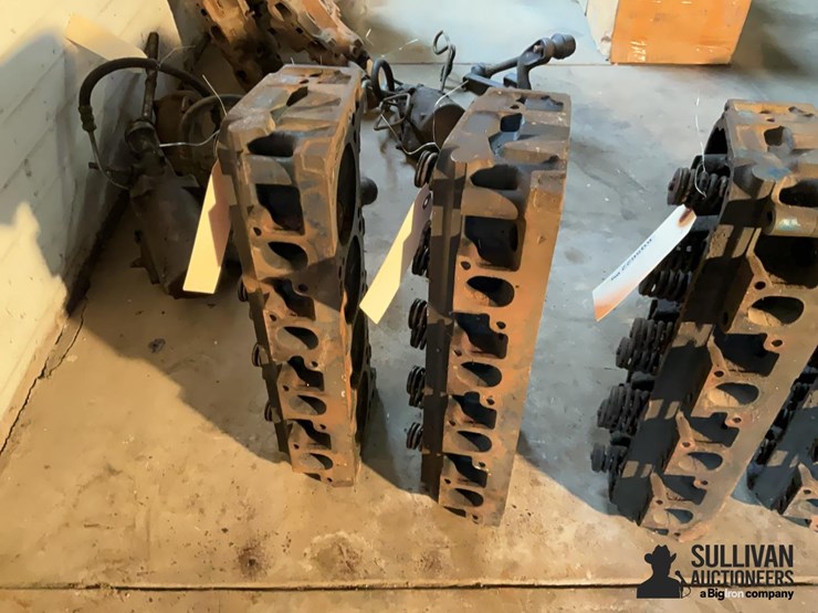 ford-(3-sets)-351-cleveland-2-barrel-heads-image-19