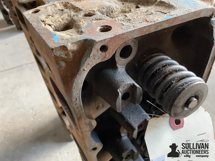 ford-351-cleveland-4v-quench-heads-image-13