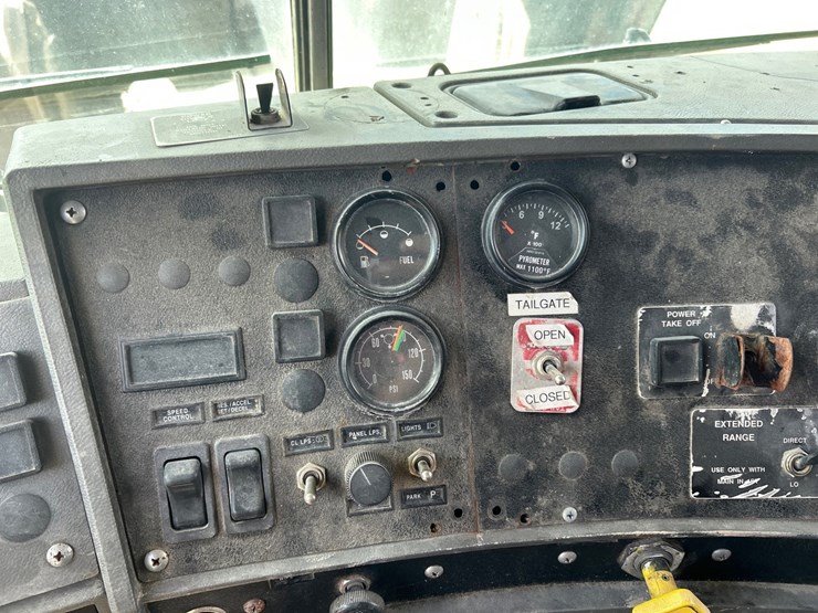 mack-dm688s-image-70