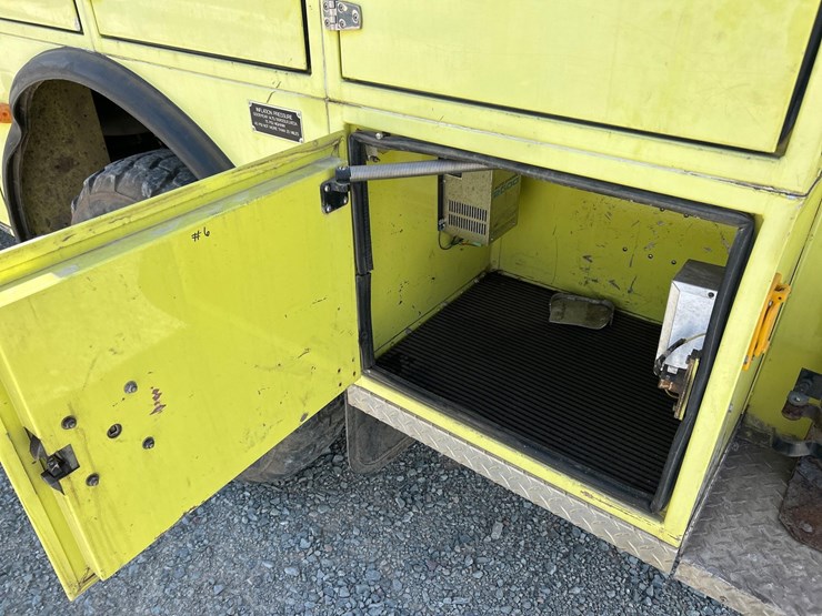 #5028-•-1991-amertek-2500-l-fire-truck-image-33