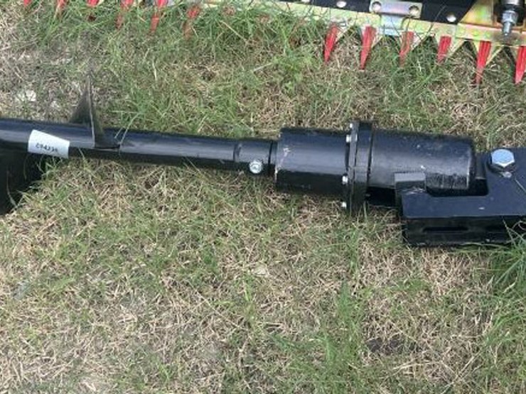 #151-•-mini-hydraulic-excavator-auger-w/-12"-bit-image-1