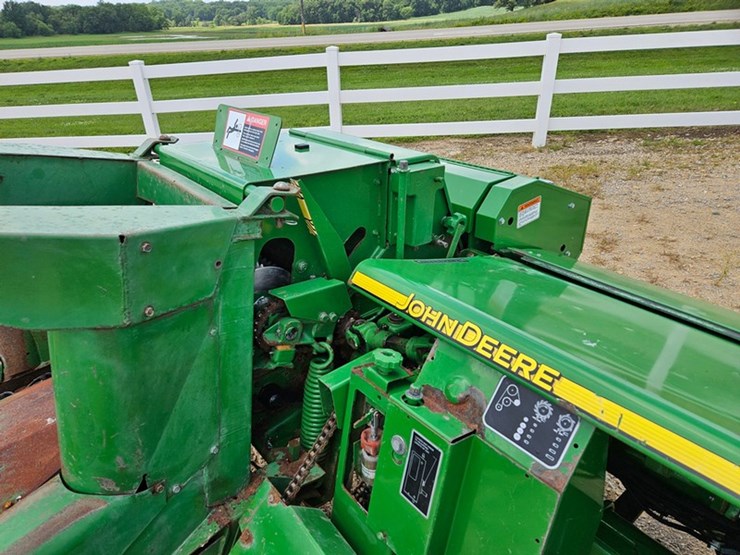 john-deere-3955-image-21
