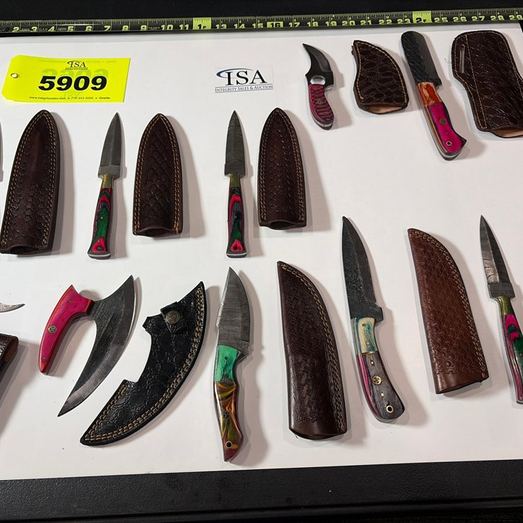 #5909 • (10) Unused Knives