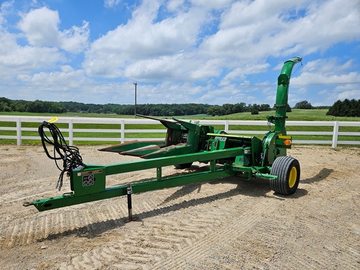 john-deere-3955-image-1
