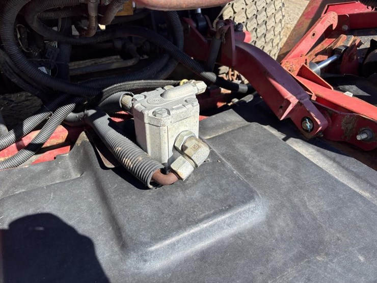 2009-toro-groundsmaster-4100d-image-10