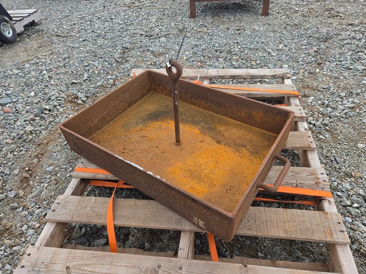 #6160-•-approx-5"x20"x28"-steel-tray-image-2