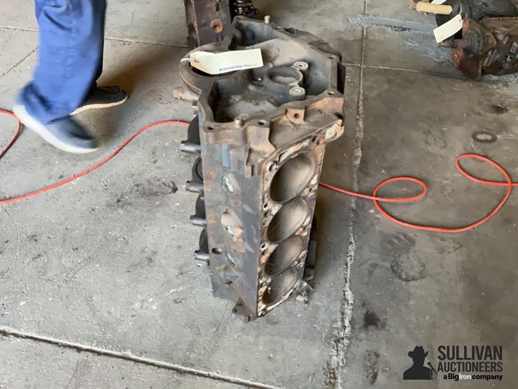 1972-ford-351-cleveland-2-bolt-standard-bore-main-block-image-8