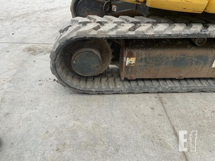 2020-komatsu-pc30mr-5-image-10