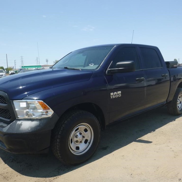 2016 DODGE 1500