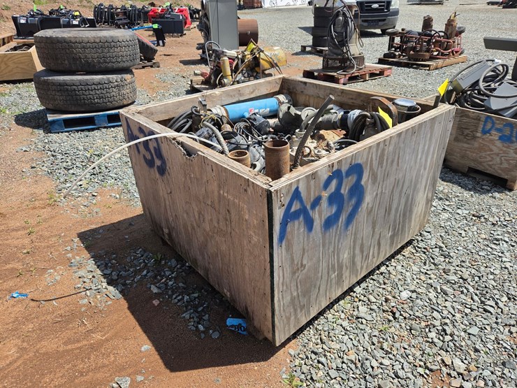 #6027-•-crate-of-pumps-image-3