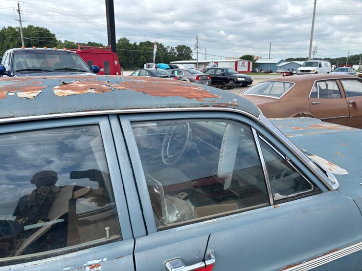 #2183-•-1967-ford-fairline-sedan-image-27