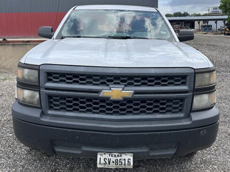 #2-•-2014-chevrolet-silverado-image-4