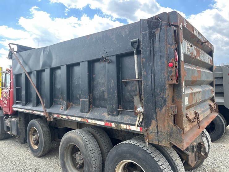 1981-mack-dm600-image-13