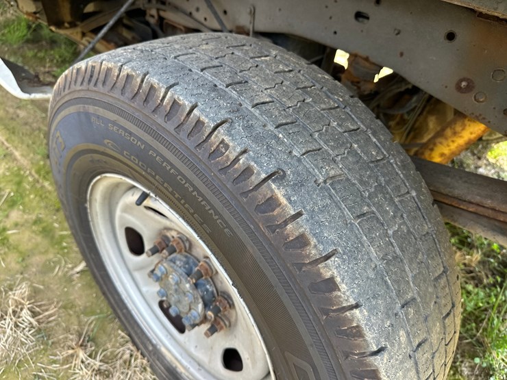 2011-ford-f250-image-36