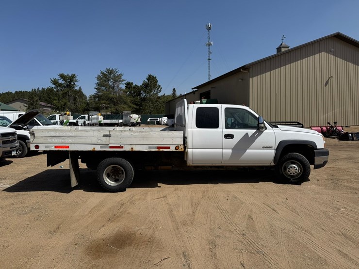 2006-chevrolet-3500hd-image-6