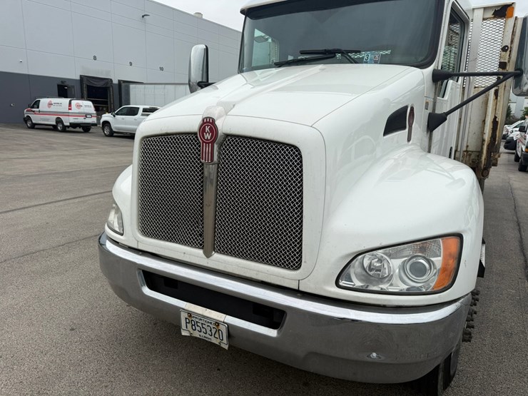 #2050-•-kenworth-flatbed-truck-image-9
