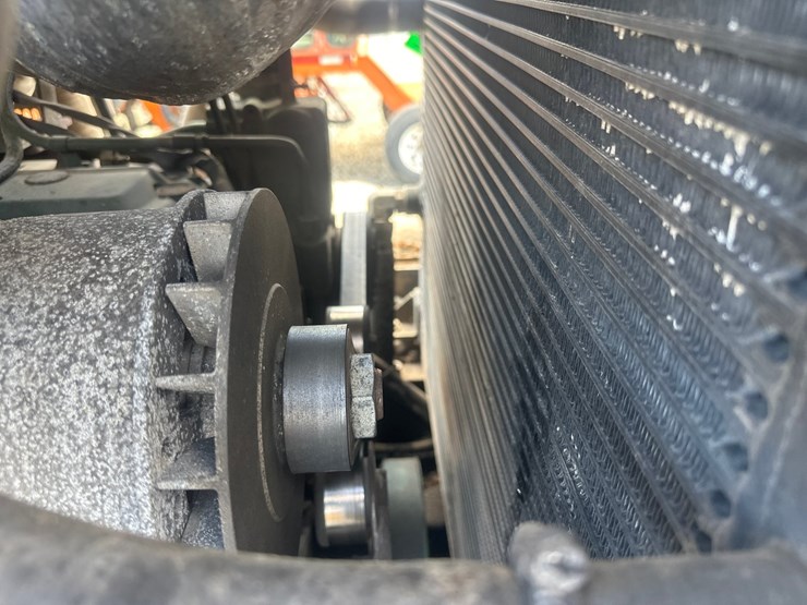 deere-1110e-image-97