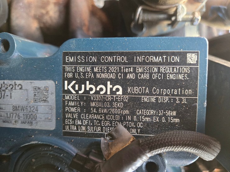 kubota-ssv75-image-34