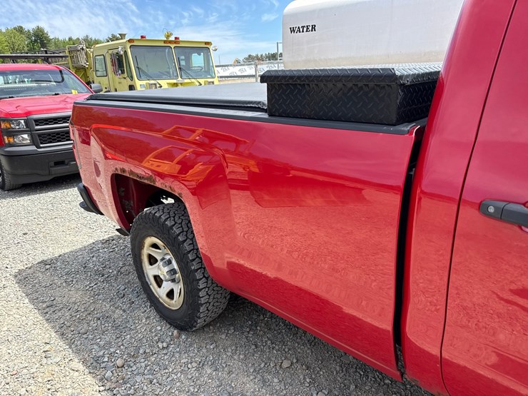 2014-chevrolet-silverado-1500-image-25