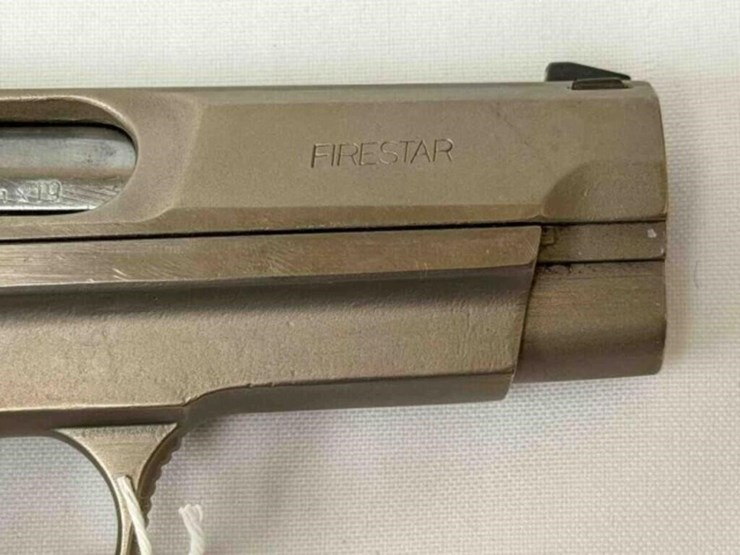 interarms-star-pistol-image-10