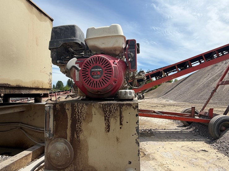 #1757-•-2005-mestco-hp4000-crusher-image-46