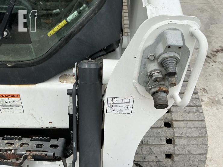 2023-bobcat-t770-image-14