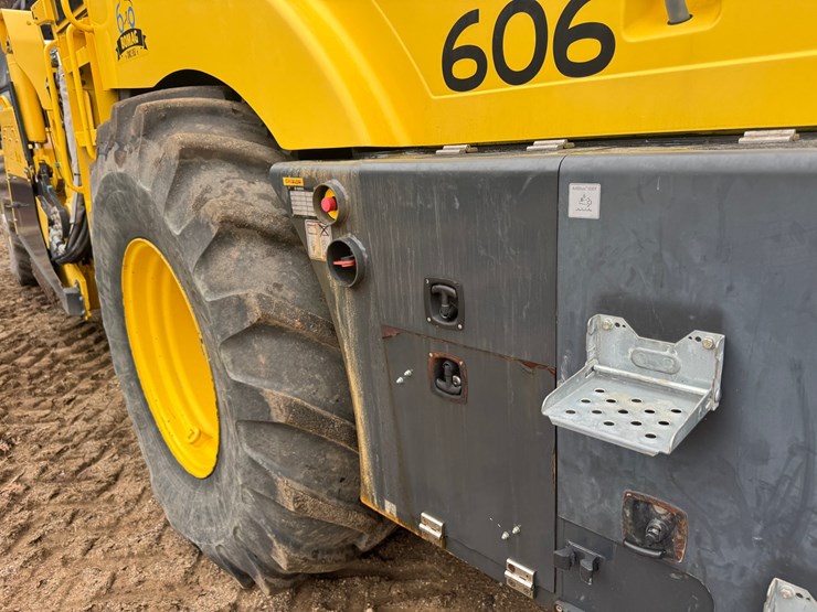 #1251-•-2016-bomag-rs5000-soil-stabilizer-/-recycler-image-18