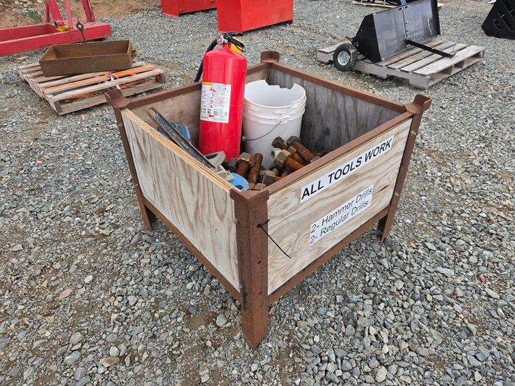 #6161-•-crate-of-bolts,-nuts,-and-misc.-items-image-4