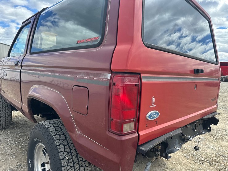 1988-ford-bronco-image-16