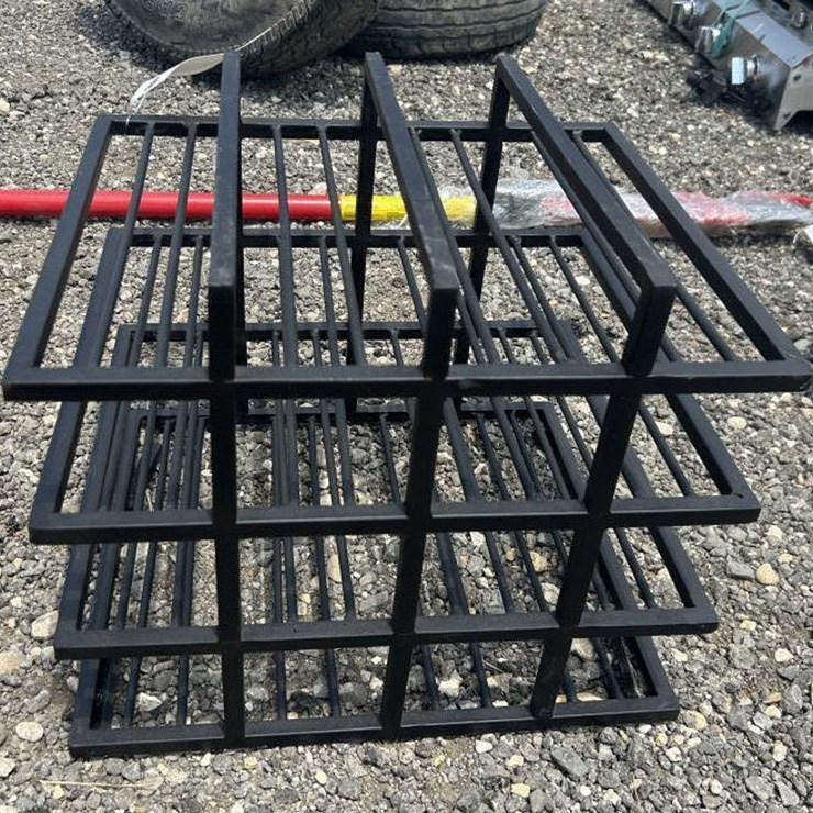 #218 • Metal Grid Frame