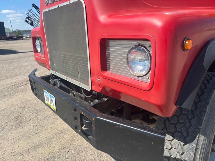 #2174-•-1984-mack-dm660-tandem-axle-dump-truck-image-15