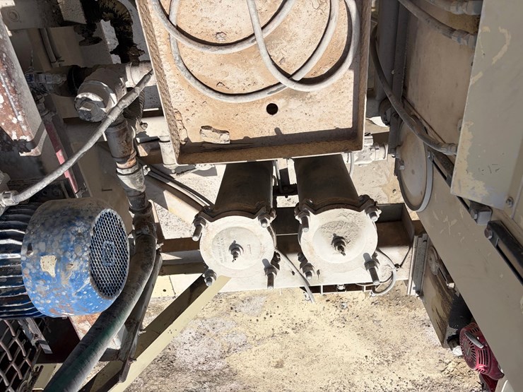 #1757-•-2005-mestco-hp4000-crusher-image-54
