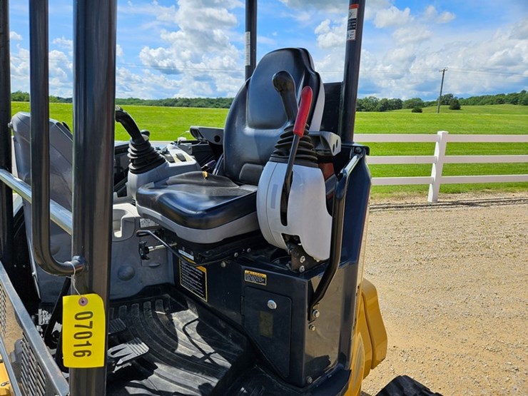 deere-35g-image-36