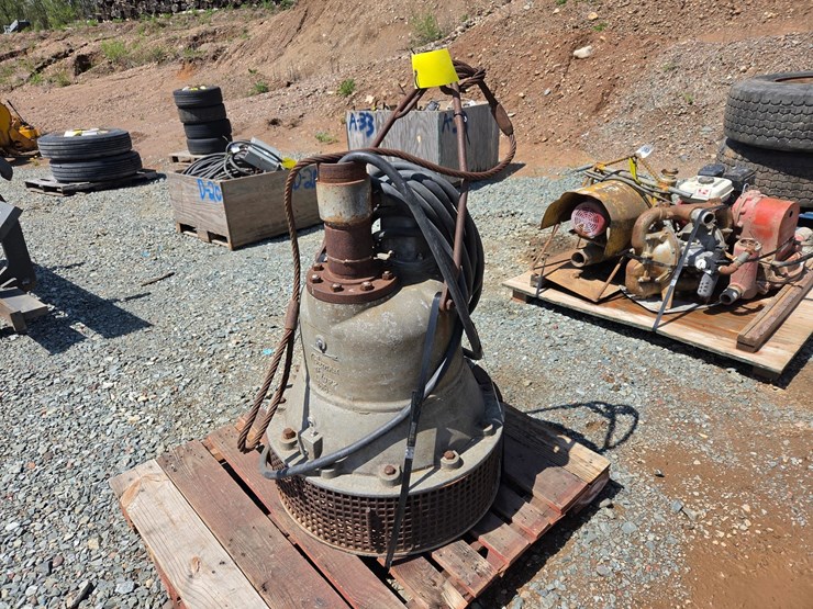 #6024-•-submersible-pump-image-1