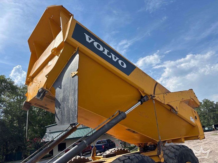 2020-volvo-a25g-image-8