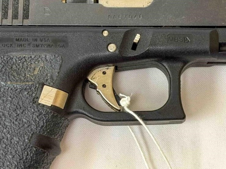 glock-pistol-image-15