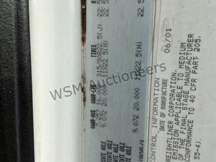 2002-sterling-m8500-image-24