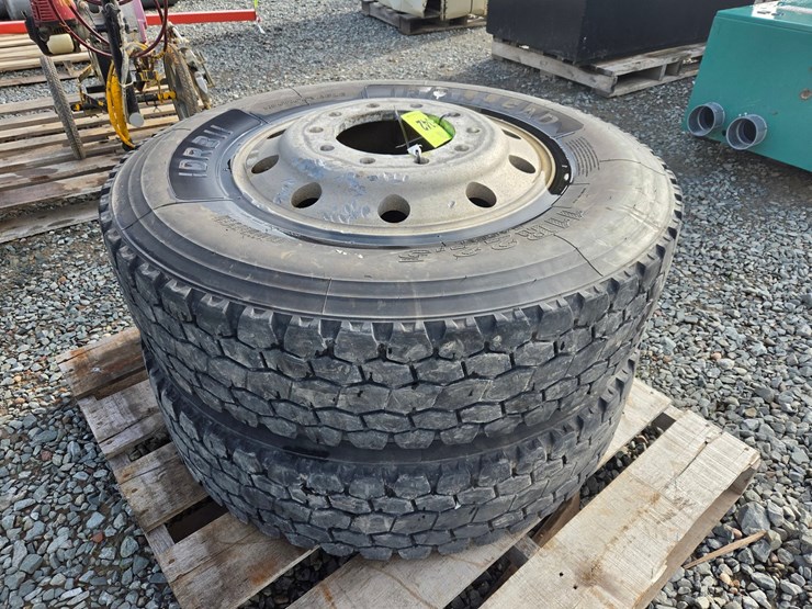 #6342-•-(2)-ironhead-idr311-11r22.5-tires-w/rims-image-3