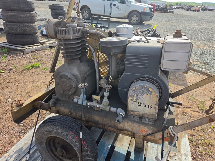 #6188-•-portable-air-compressor-image-6