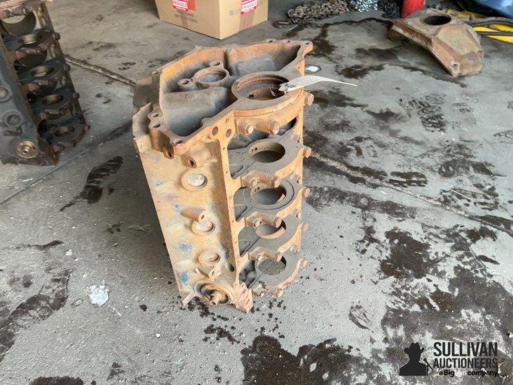 1972-ford-351-cobra-jet-cleveland-4-bolt-standard-bore-main-block-image-3